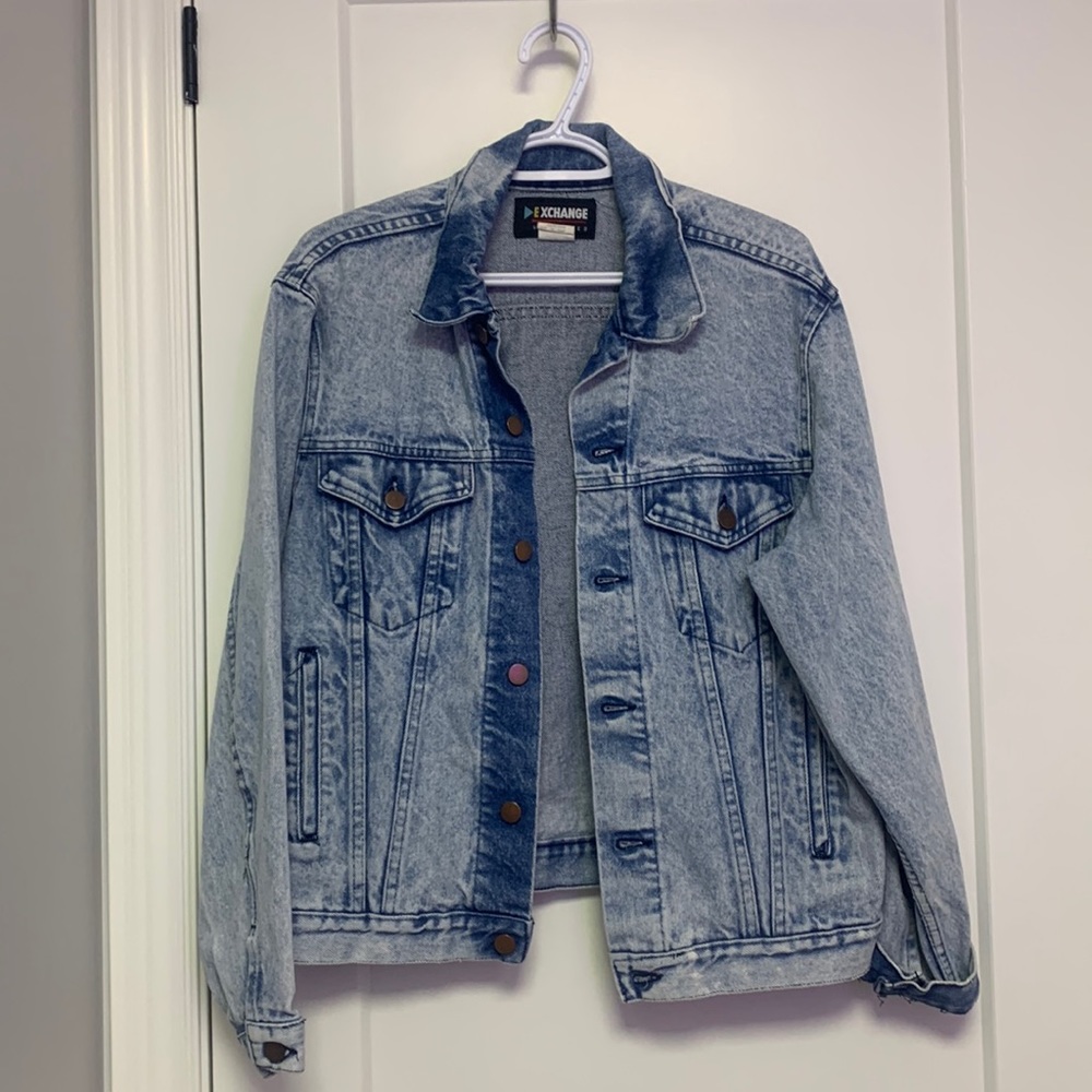 Vintage denim jacket. SIZE S